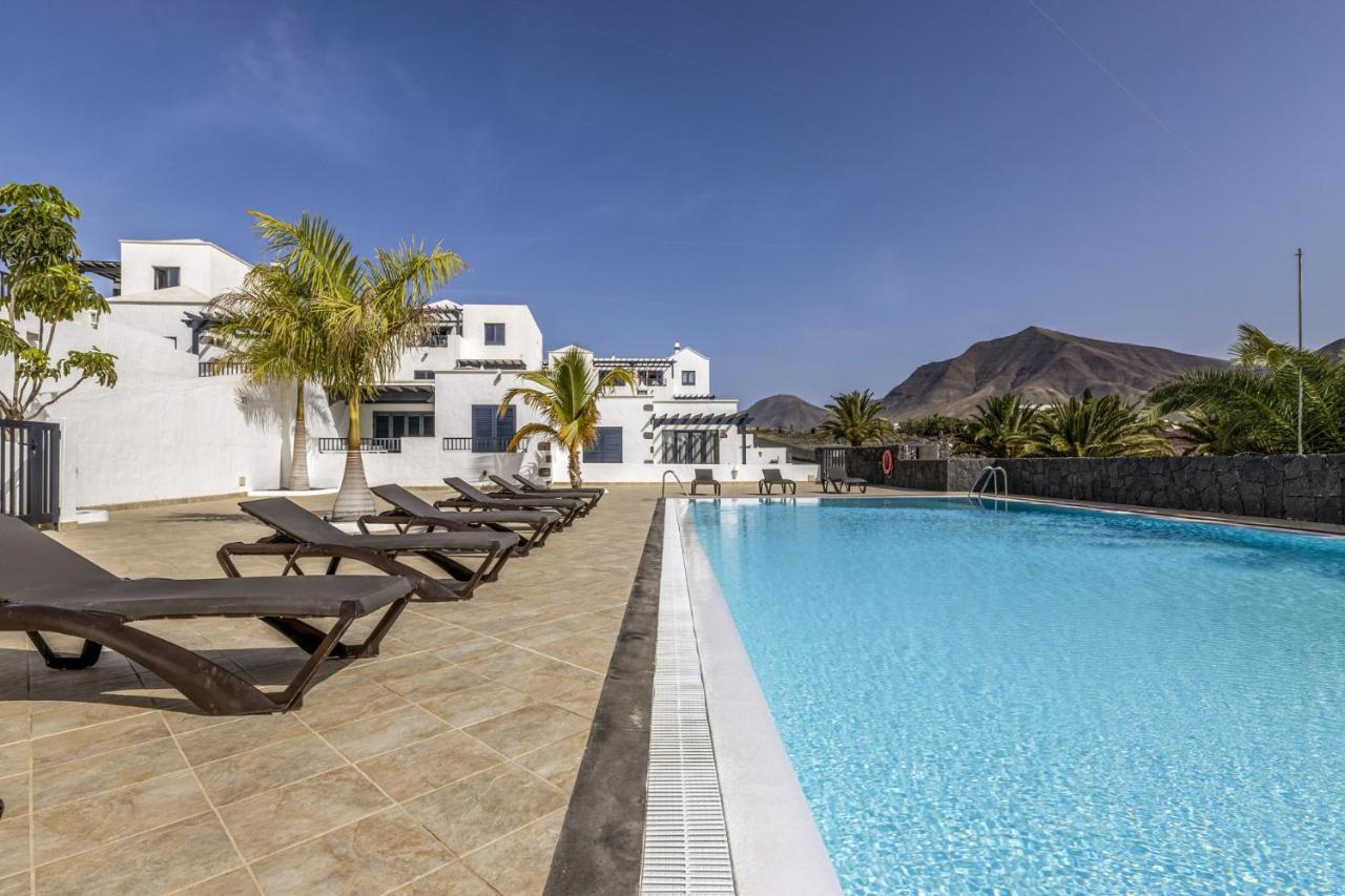 Wema - Planta Alta Villa Playa Blanca  Exteriör bild